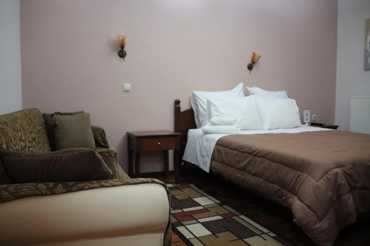 Tzovolos Apartments Καλάβρυτα Εξωτερικό φωτογραφία